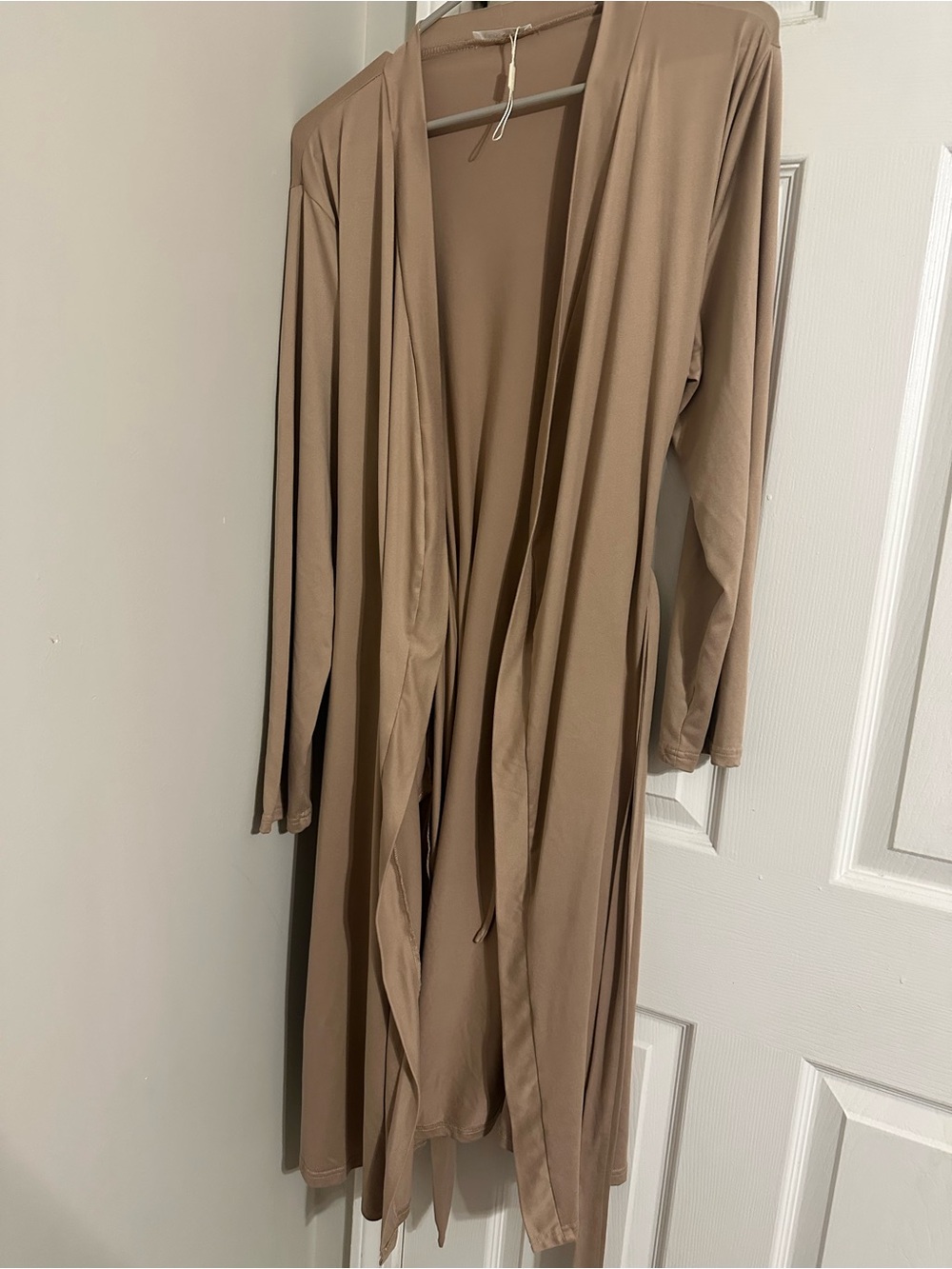 Ekouaer Robe
